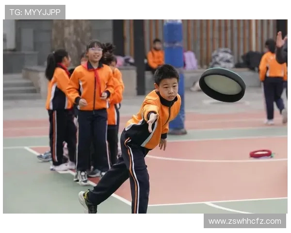 飞盘运动的魅力与挑战：深入探讨重庆飞盘队的耐力训练与发展之路